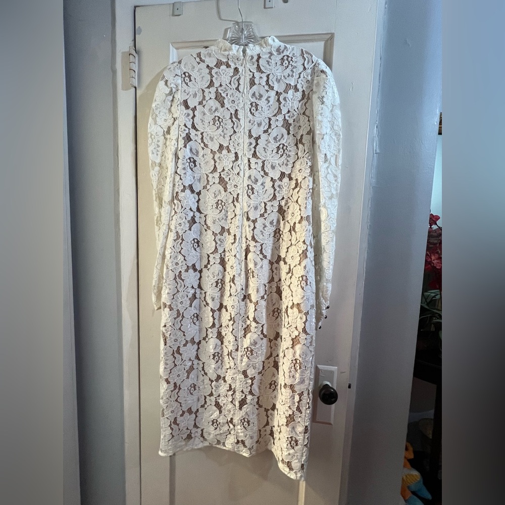 Wayf Emma Midi Lace Dress M - Picture 6 of 10